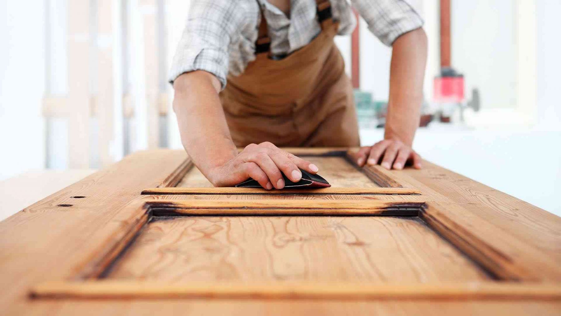 Restaurar o Cambiar: El Dilema de Renovar tus Puertas